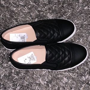 Steve Madden slip ons size 8.5